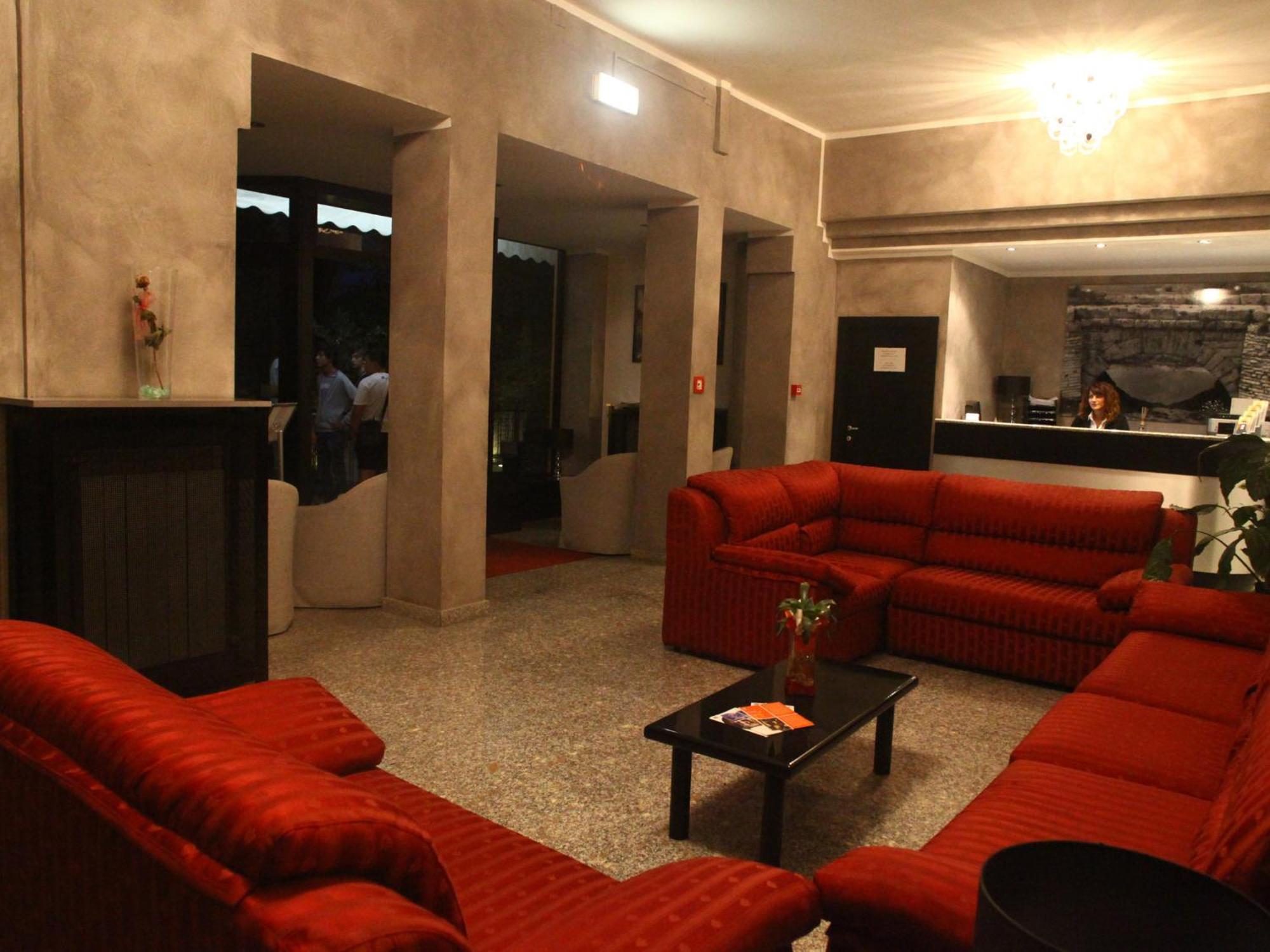 Hotel Pineta Cagli Exteriér fotografie