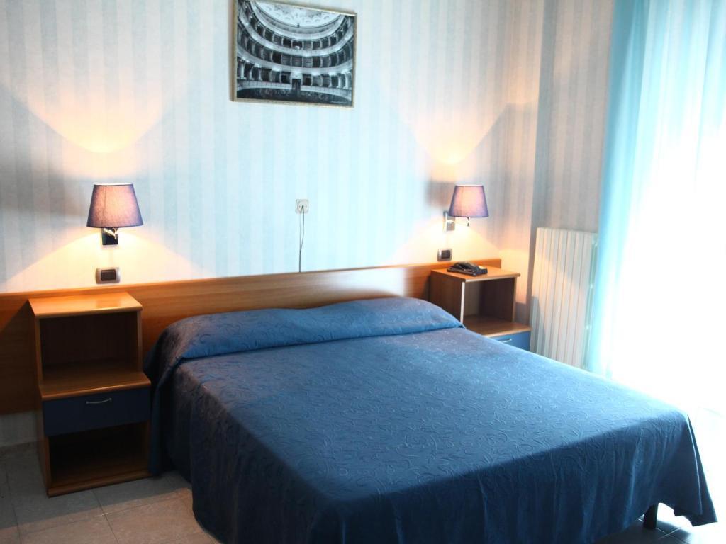 Hotel Pineta Cagli Pokoj fotografie
